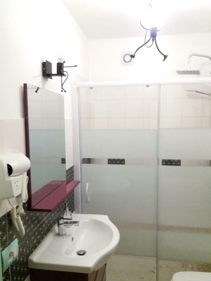 Oltrepisa Otel Dış mekan fotoğraf